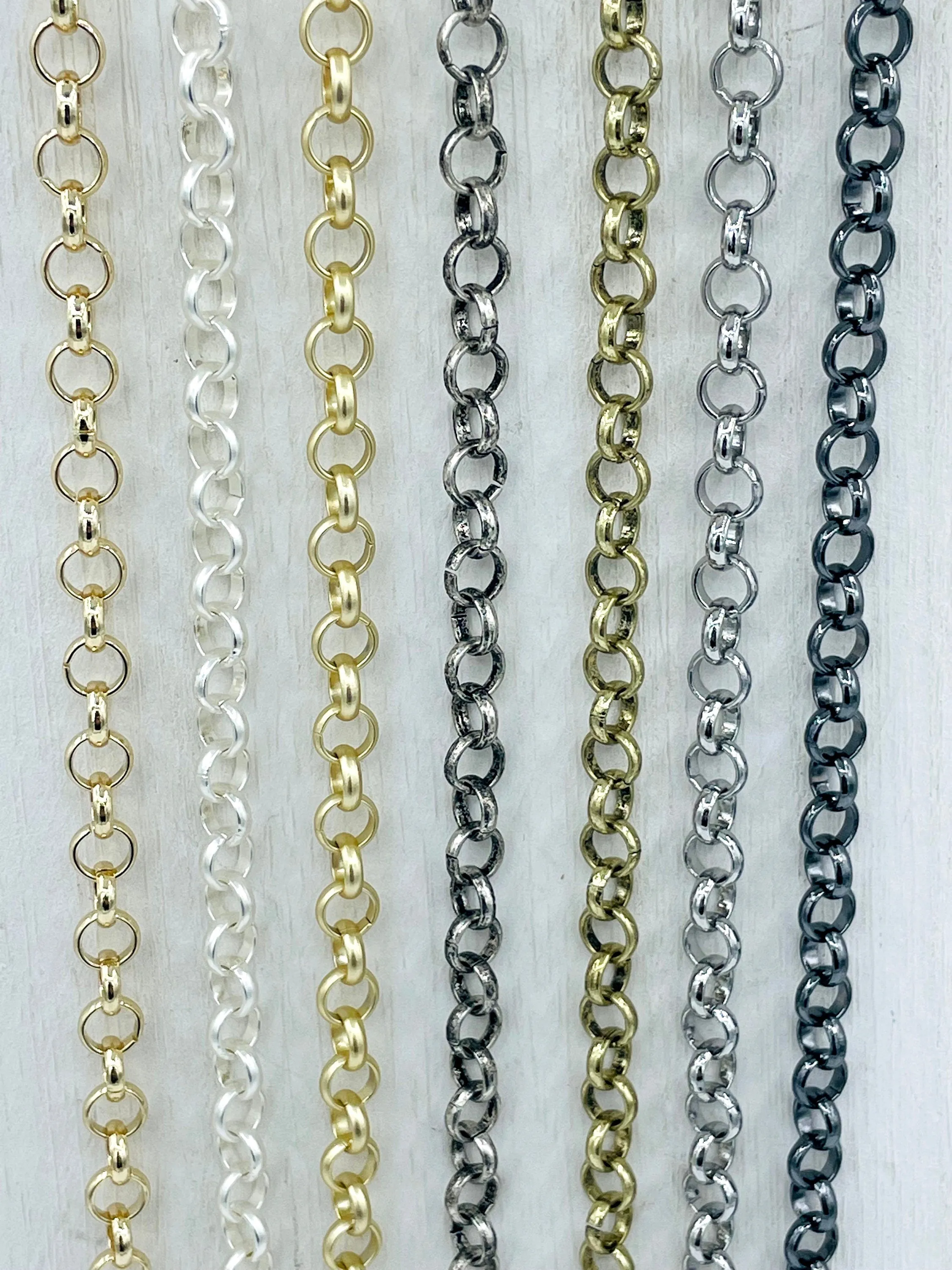 Brass Cable Rolo Chain Round sold by the foot. 6mm x 1.5mm x 1mm. Medium Size Rolo Chain Electroplated , 7 finishes available. Fast ship