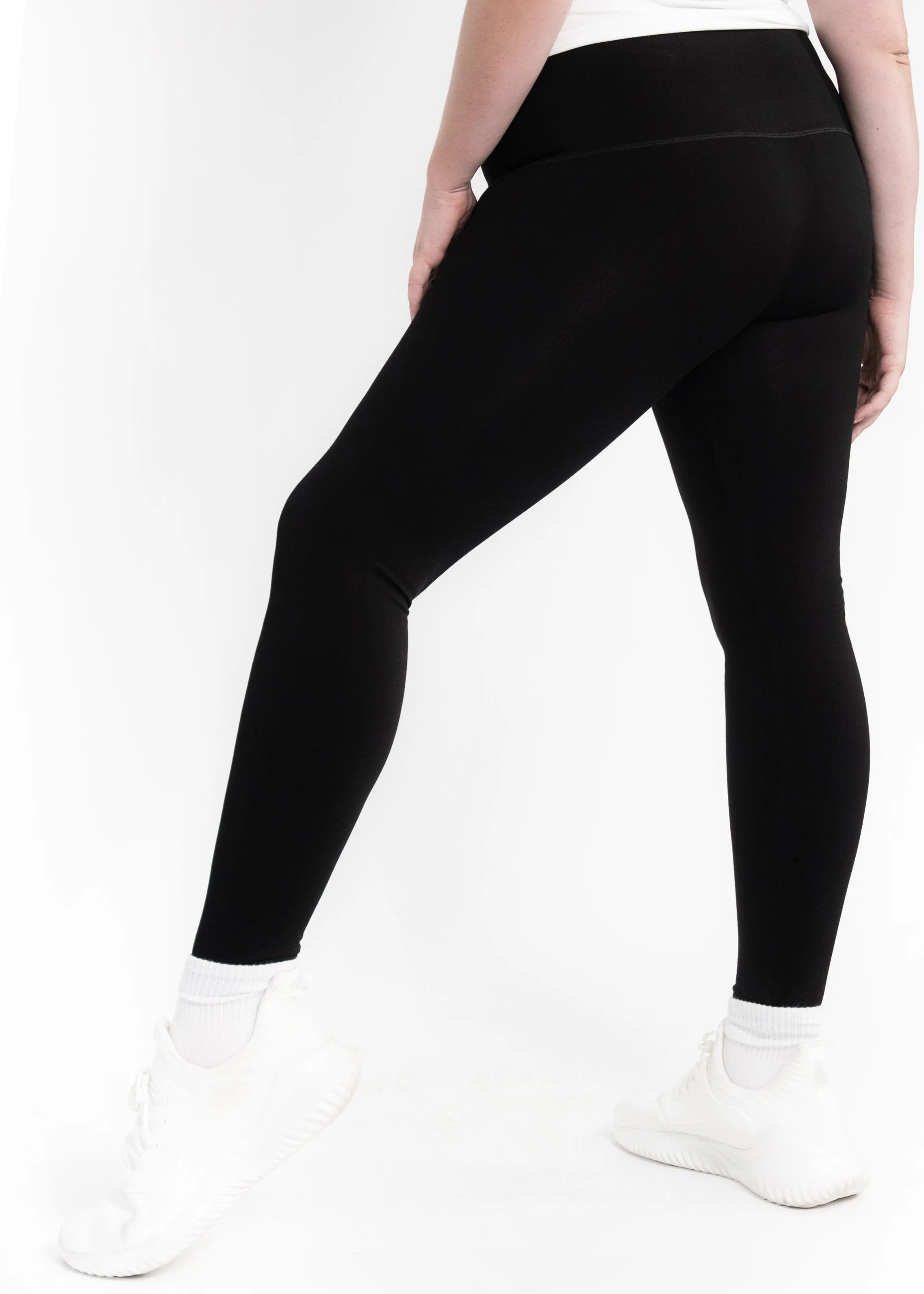 High Waisted Leggings - Curvy Fit