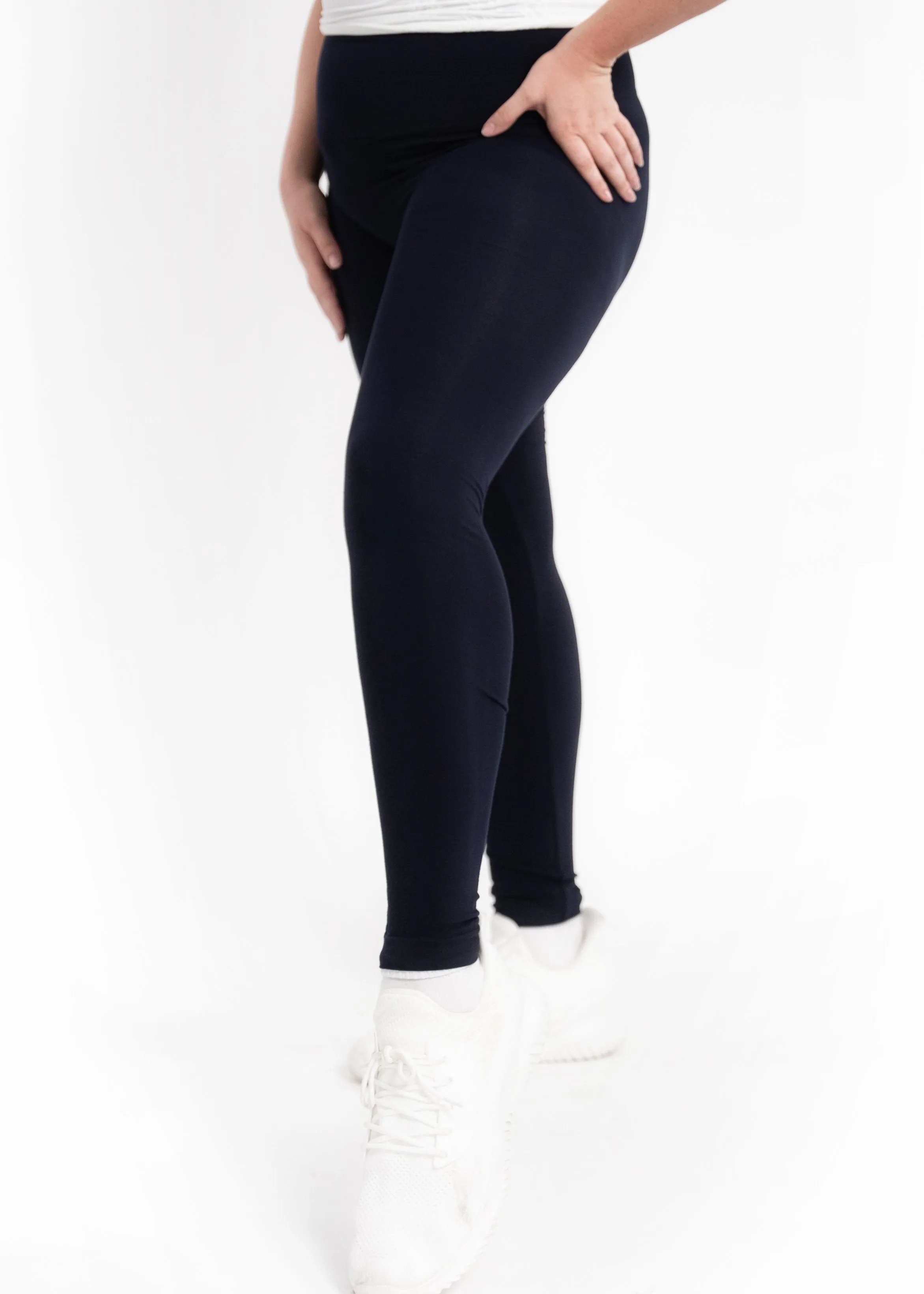 High Waisted Leggings - Curvy Fit