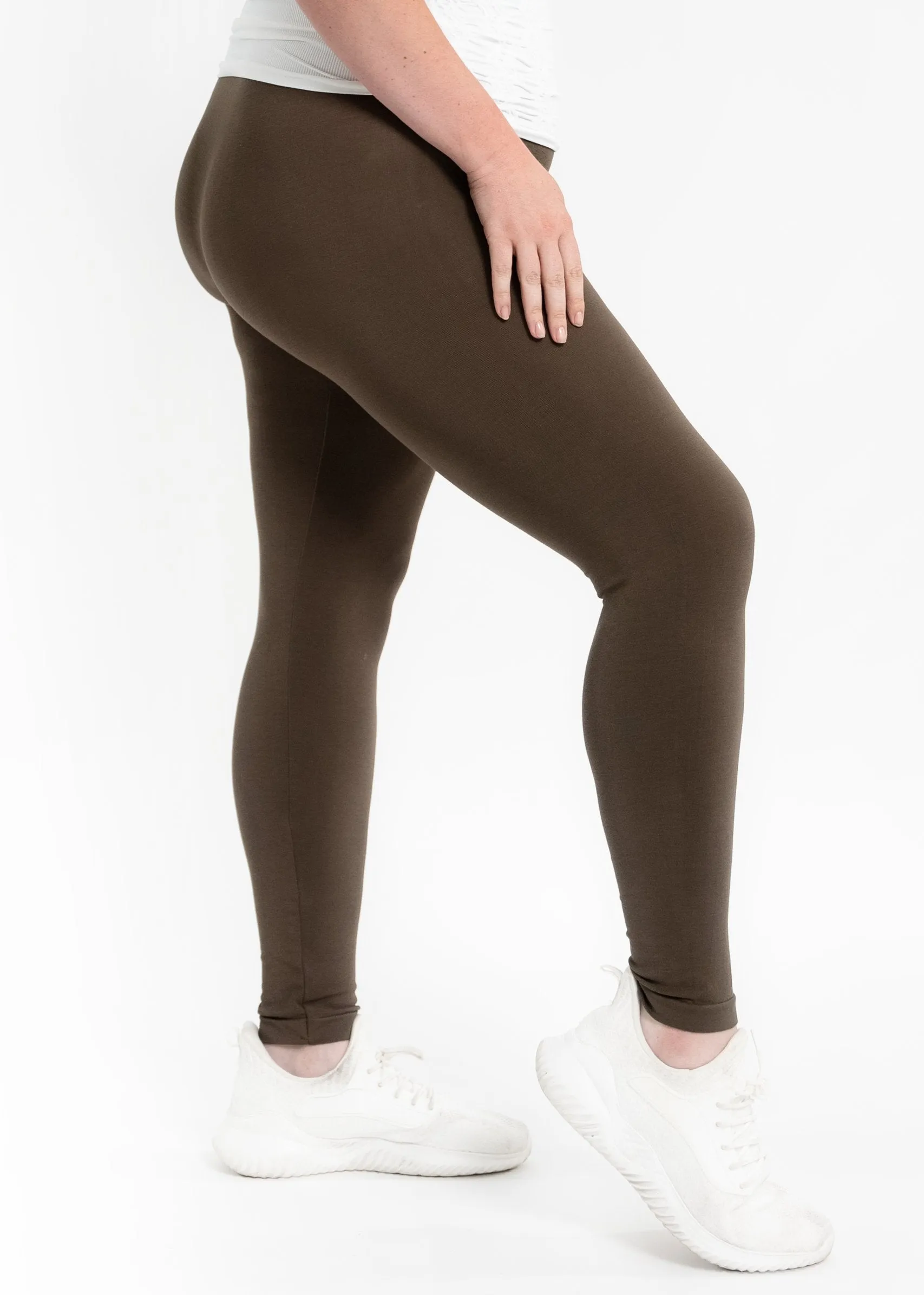 High Waisted Leggings - Curvy Fit